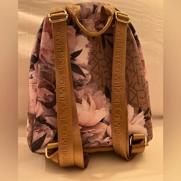 Calvin Klein Backpack - Picture 2 of 3